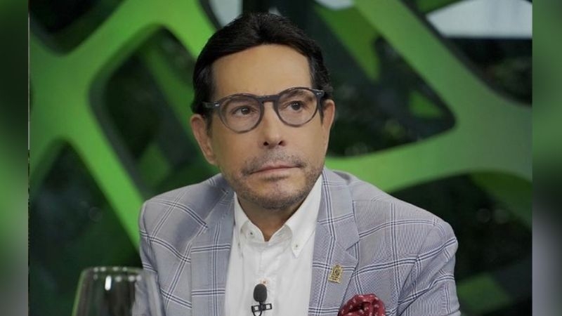 Juan José Origel ha perdido 5 familiares en menos de un mes.
Juan José Origel ha perdido 5 familiares en menos de un mes.