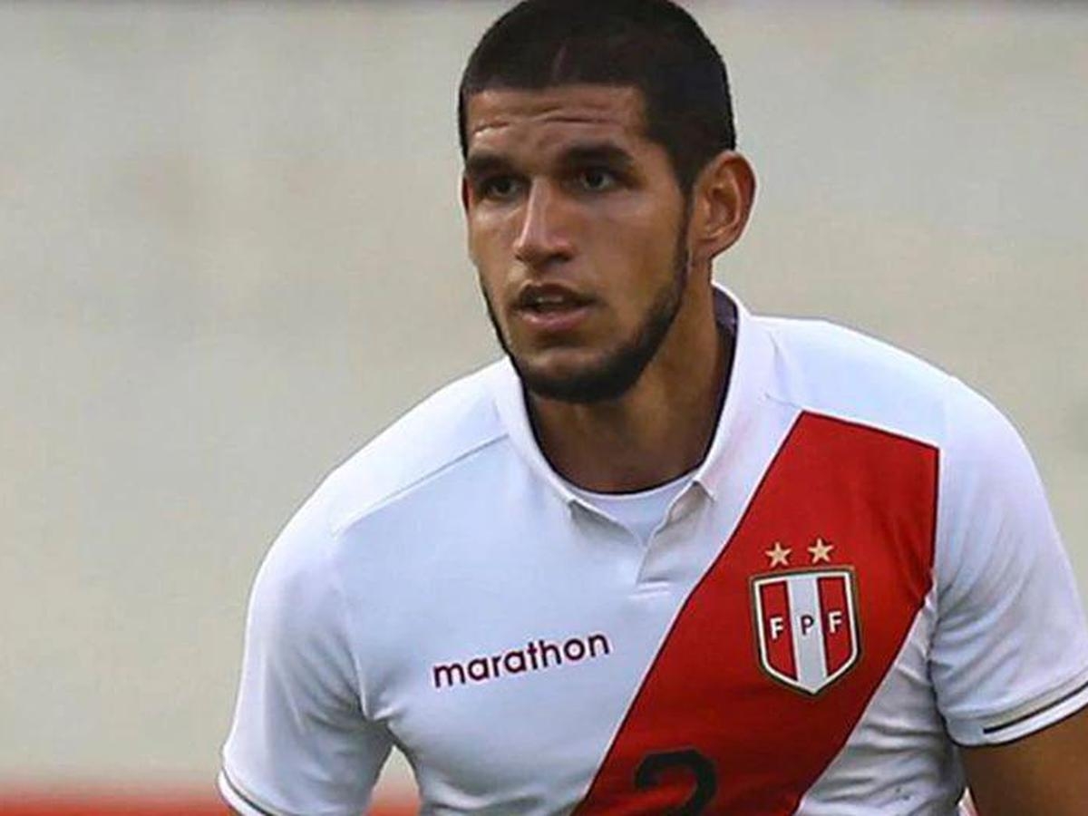 El defensa peruano jugó para el Granada de España. Foto: Especial El defensa peruano jugó para el Granada de España. Foto: Especial