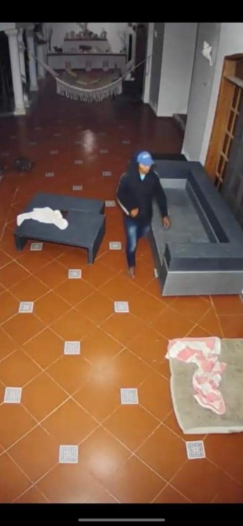 Las cámaras captaron el momento del robo Las cámaras captaron el momento del robo