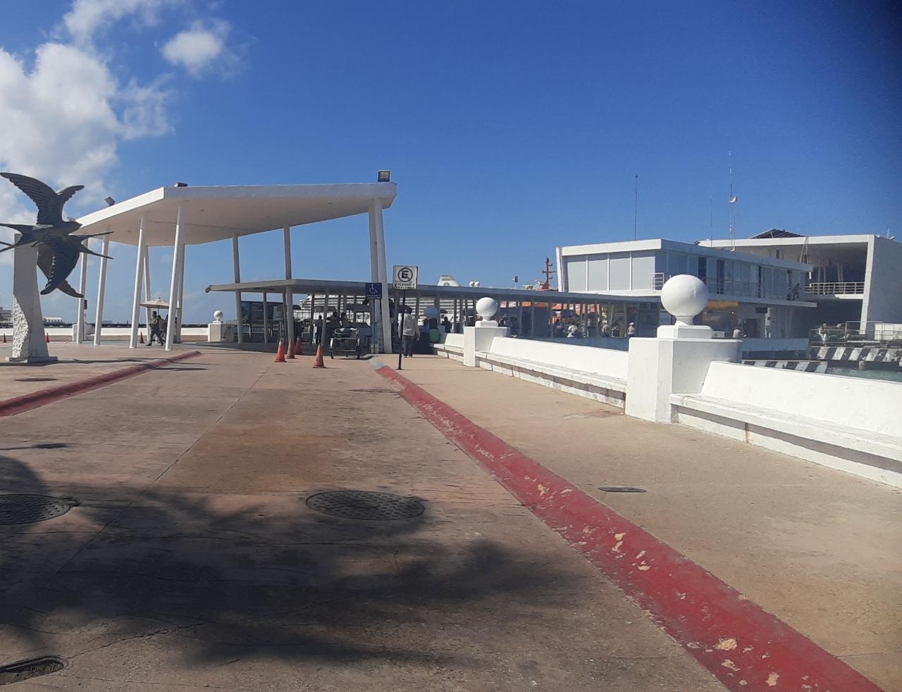 El hombre fue detenido en el Muelle San Miguel en la isla de Cozumel El hombre fue detenido en el Muelle San Miguel en la isla de Cozumel