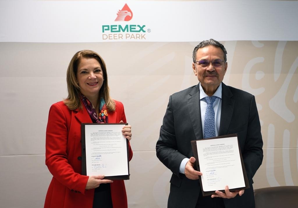 Esta refinería cuenta con una capacidad en procesamiento de crudo de 340 mil barriles por día para contribuir con el abastecimiento total de la demanda del país