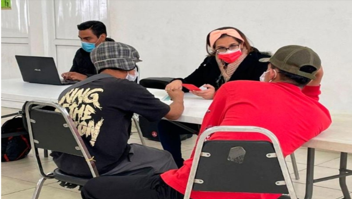 Autoridades de Nuevo León, Monterrey, habilitaron un albergue en el DIF del Parque Canoas para dar refugio a un grupo de 30 migrantes, ante las bajas temperaturas que hay en la entidad Autoridades de Nuevo León, Monterrey, habilitaron un albergue en el DIF del Parque Canoas para dar refugio a un grupo de 30 migrantes, ante las bajas temperaturas que hay en la entidad