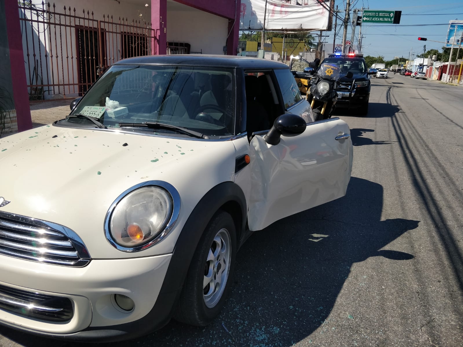 Al lugar llegaron elementos de la Policía Estatal, a fin de que puedan llegar a un acuerdo
