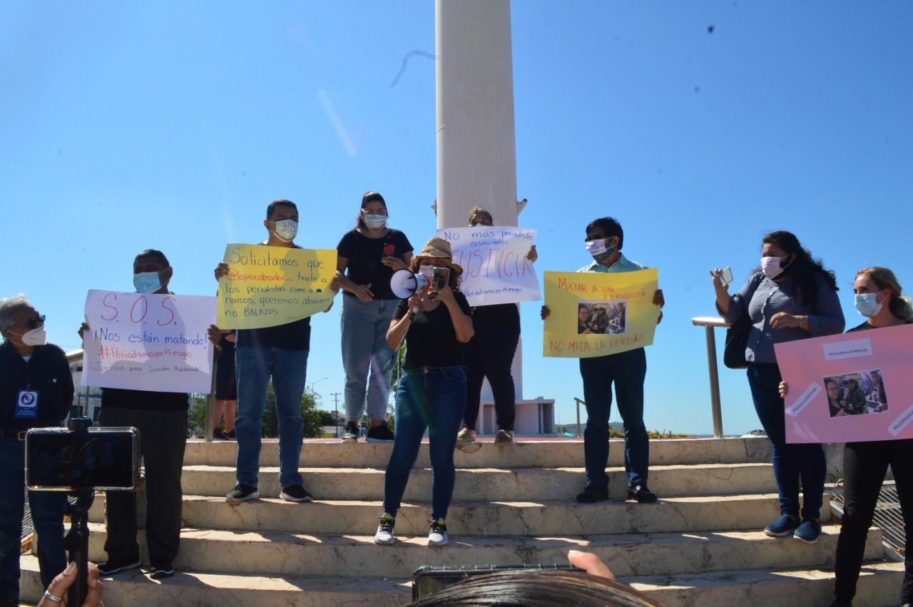 Periodistas reclamaron al gobierno les de seguridad para desarrollar su labor