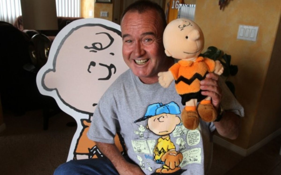 La familia de Peter Robbins informó que el actor se suicidó la semana pasada. La familia de Peter Robbins informó que el actor se suicidó la semana pasada.