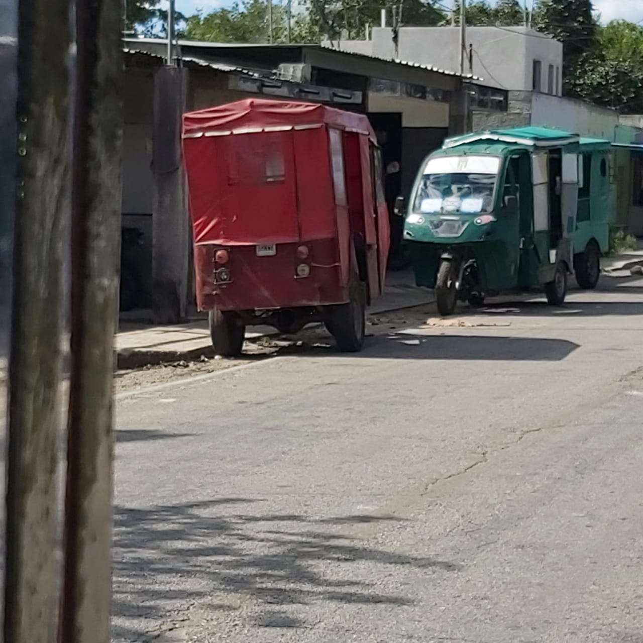 Los moto-taxistas quieren aumentar los precios del pasaje