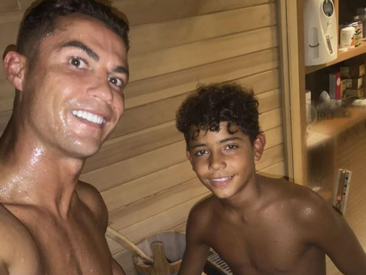 La fotografía de Cristiano Ronaldo Jr., hijo mayor del astro portugués Cristiano Ronaldo, se ha vuelto viral entre los usuarios mexicanos La fotografía de Cristiano Ronaldo Jr., hijo mayor del astro portugués Cristiano Ronaldo, se ha vuelto viral entre los usuarios mexicanos