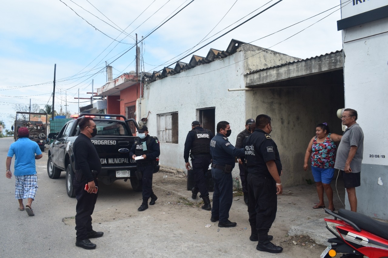 Los policías desalojaron todo el lugar