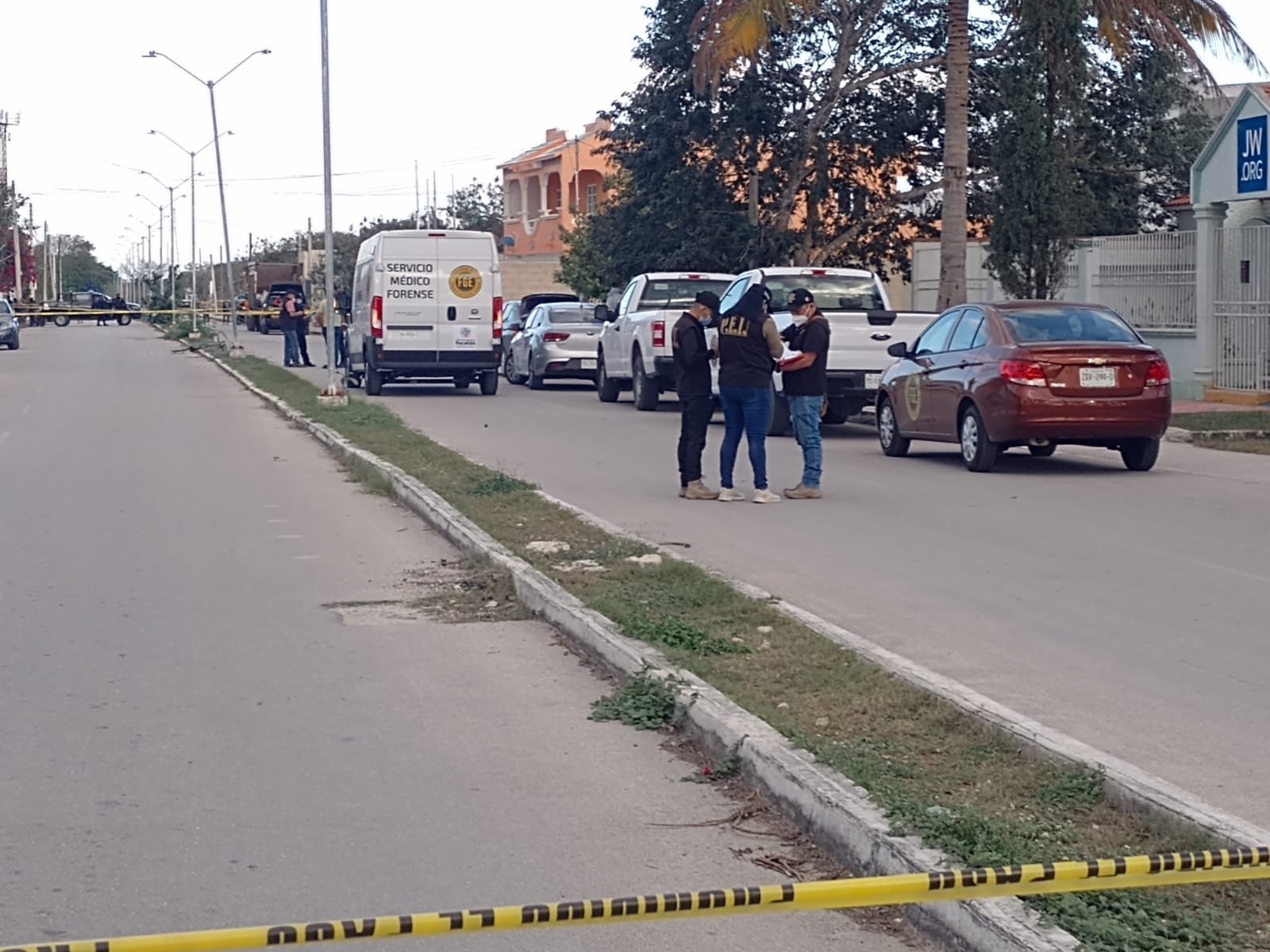 Las Policías municipal y estatal lograron capturar al presunto asesino, apodado Burrito, quien de inmediato fue entregado a la PEI y trasladado a la Fiscalía