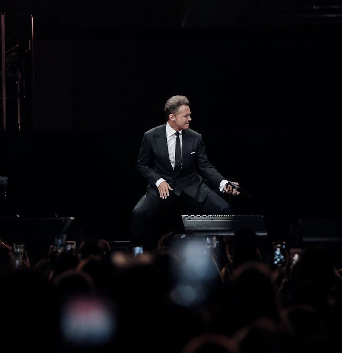 Luis Miguel reapareció luciendo más joven