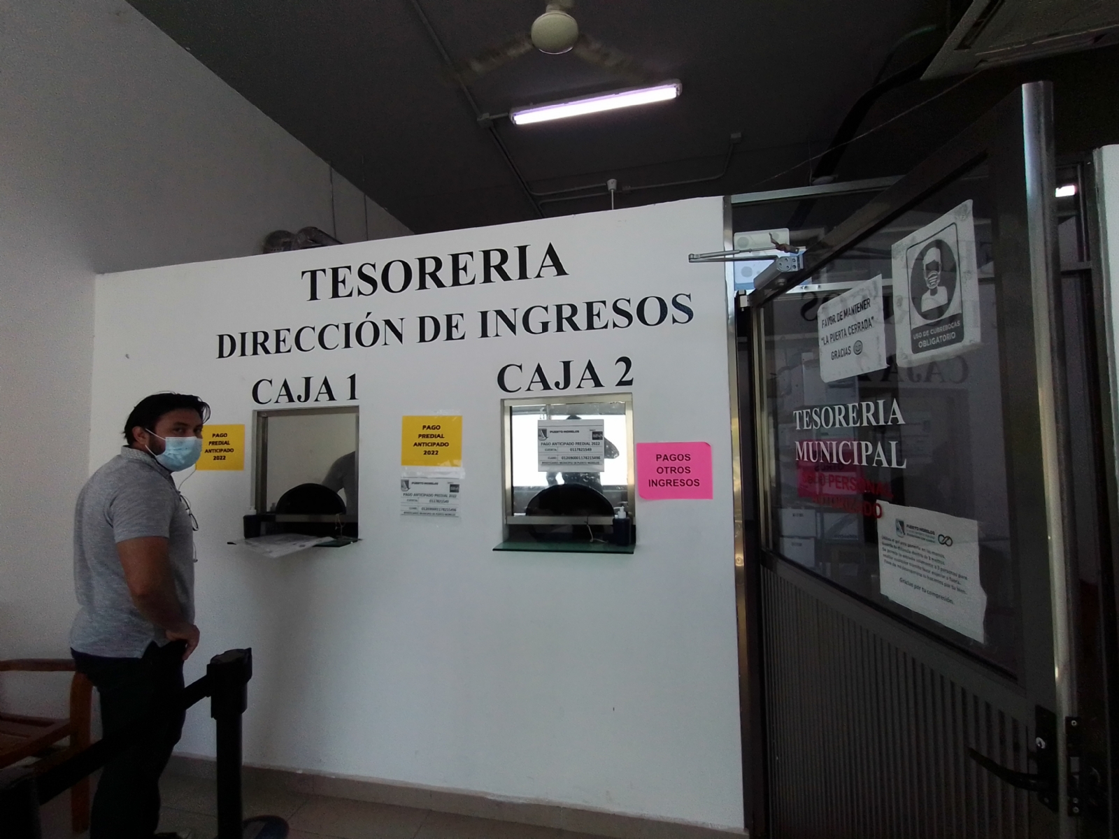 Más de 74 mil pesos al mes se pagan entre el secretario particular y la secretaria privada de la Alcaldesa de Puerto Morelos Más de 74 mil pesos al mes se pagan entre el secretario particular y la secretaria privada de la Alcaldesa de Puerto Morelos