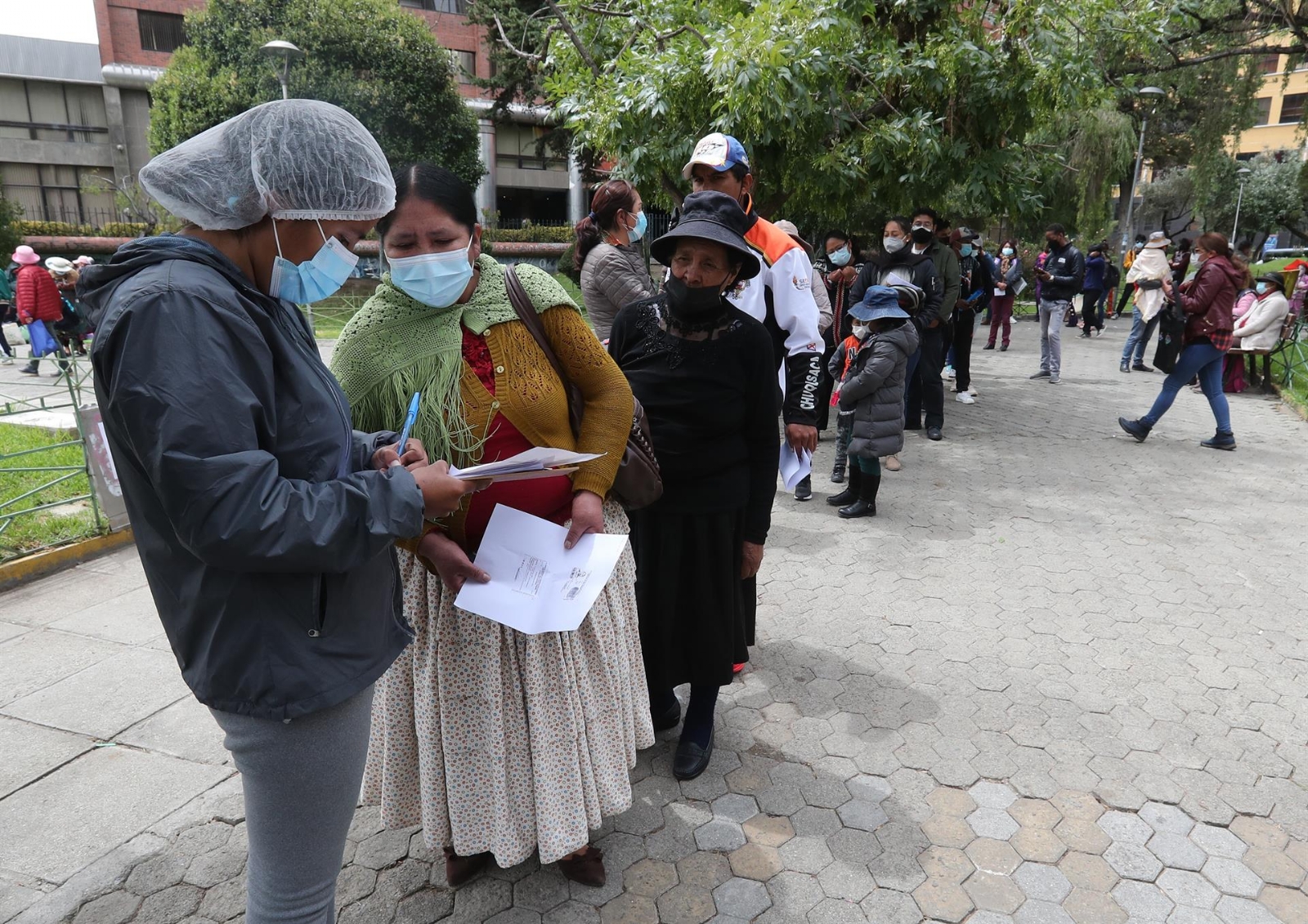 La obligatoriedad de la vacunación contra COVID-19 en Bolivia se canceló hasta el 26 de enero. FOTO: EFE La obligatoriedad de la vacunación contra COVID-19 en Bolivia se canceló hasta el 26 de enero. FOTO: EFE