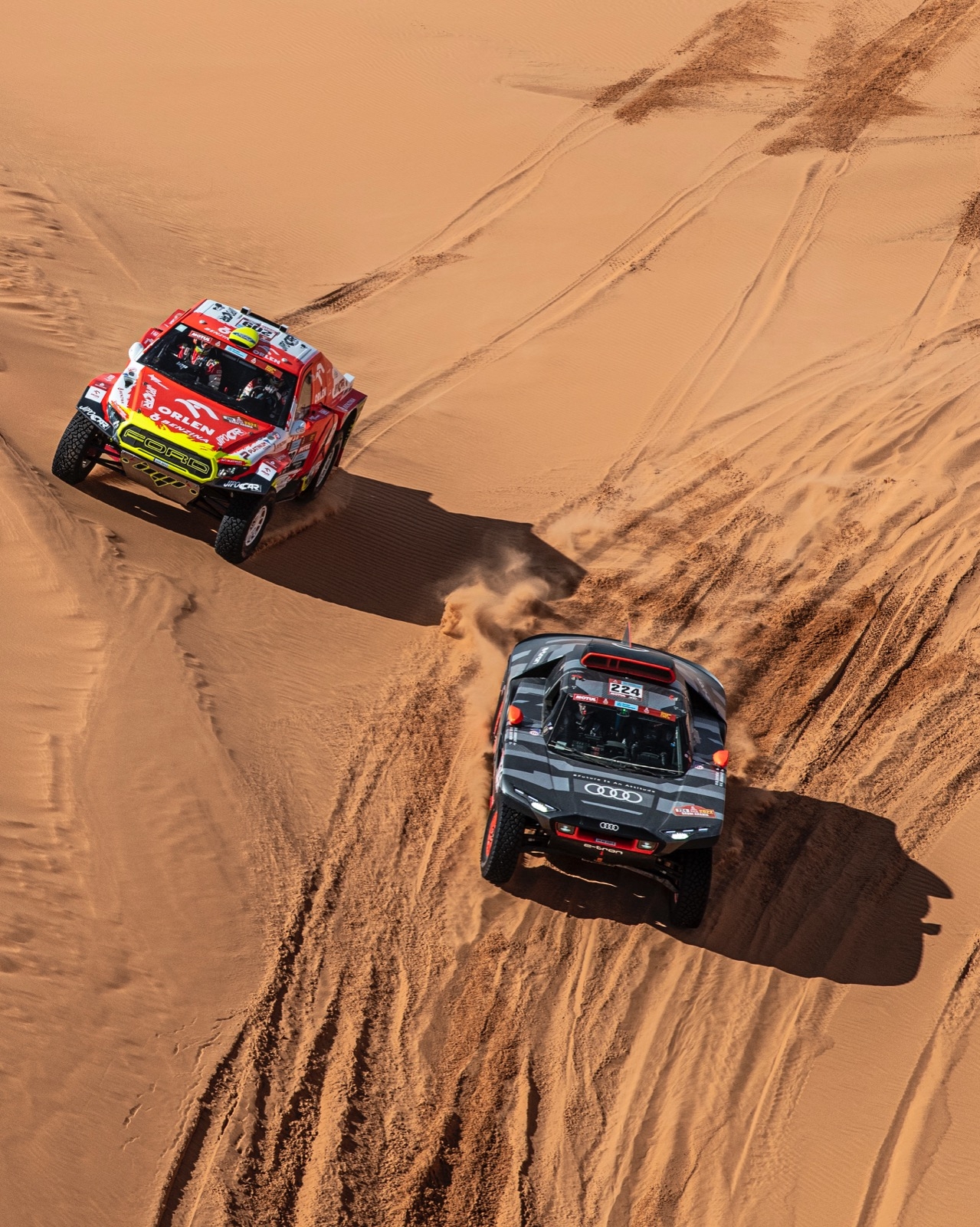 "No hay ningún elemento suplementario para hablar de anulación" del Dakar, declaró el director del rally, David Castera.