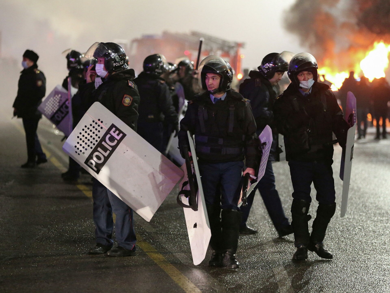 Las protestas en Kazajistán iniciaron por el alza a los precios del gas. Foto: Reuters Las protestas en Kazajistán iniciaron por el alza a los precios del gas. Foto: Reuters