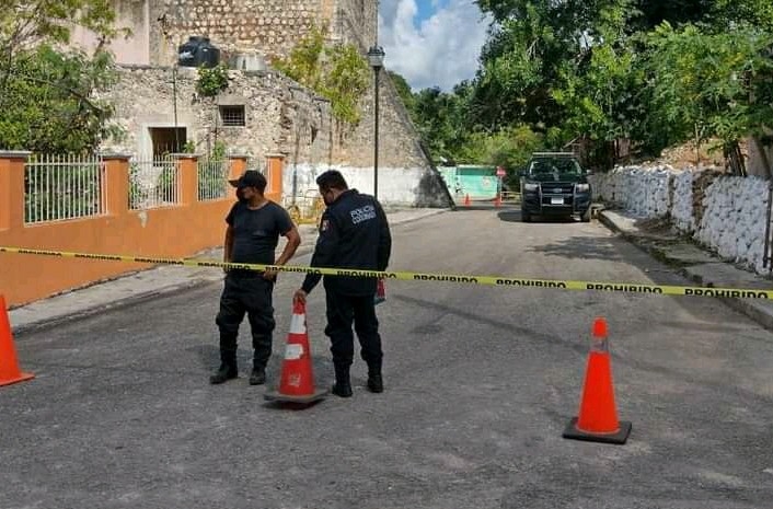 El sexagenario estaba a 3 metros de altura sobre una escalera