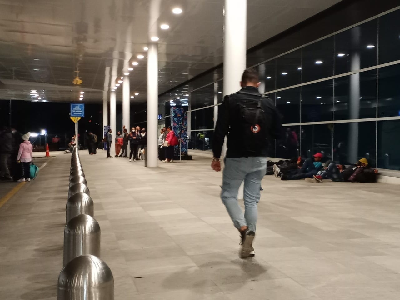 Solamente hay un vuelo atrasado este lunes
