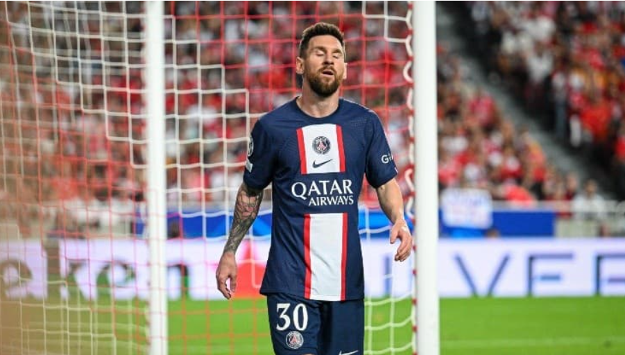 El argentino sufre una contractura en el sóleo y se perdería la cuarta jornada de la Fase de Grupos de Champions League.