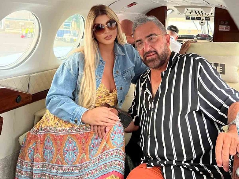 Critican a Mariana González por su relación con Vicente Fernández, la llaman 'interesada' Critican a Mariana González por su relación con Vicente Fernández, la llaman 'interesada'