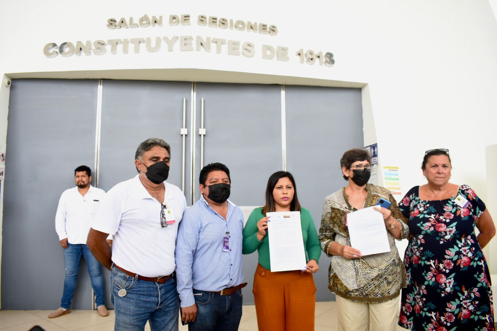 Docentes aseguran que el ISSTEY tuvo un desfalco de 7 millones de pesos Docentes aseguran que el ISSTEY tuvo un desfalco de 7 millones de pesos