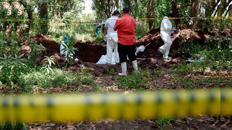 Los cuerpos de las víctimas presentaban signos de violencia y posibles impactos de bala, informaron autoridades.
