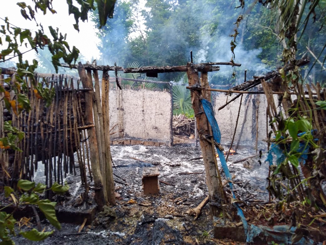 Cuatro casas fueron incendiadas en los últimos tres días Cuatro casas fueron incendiadas en los últimos tres días