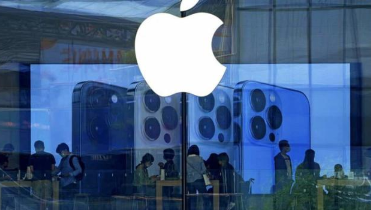 Imponen millonaria multa a Apple en Brasil por vender celulares sin cargador Imponen millonaria multa a Apple en Brasil por vender celulares sin cargador