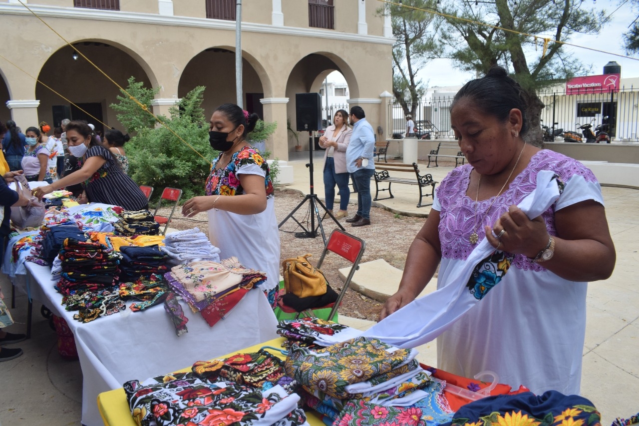 La Expo "Uh Pixan Cah” fue inaugurada en la Casa de la Cultura de Progreso