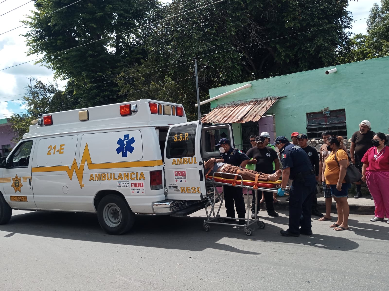 El hombre de la tercera edad fue trasladado a un hospital de Mérida