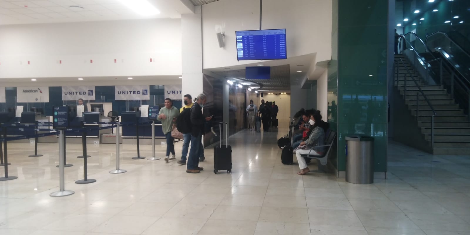 A las 5:00 horas arribó el vuelo de Monterrey a la ciudad de Mérida