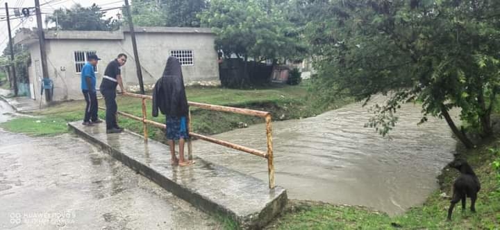 Vecinos se dicen preocupado, ya que se esperan más lluvias en las próximas horas