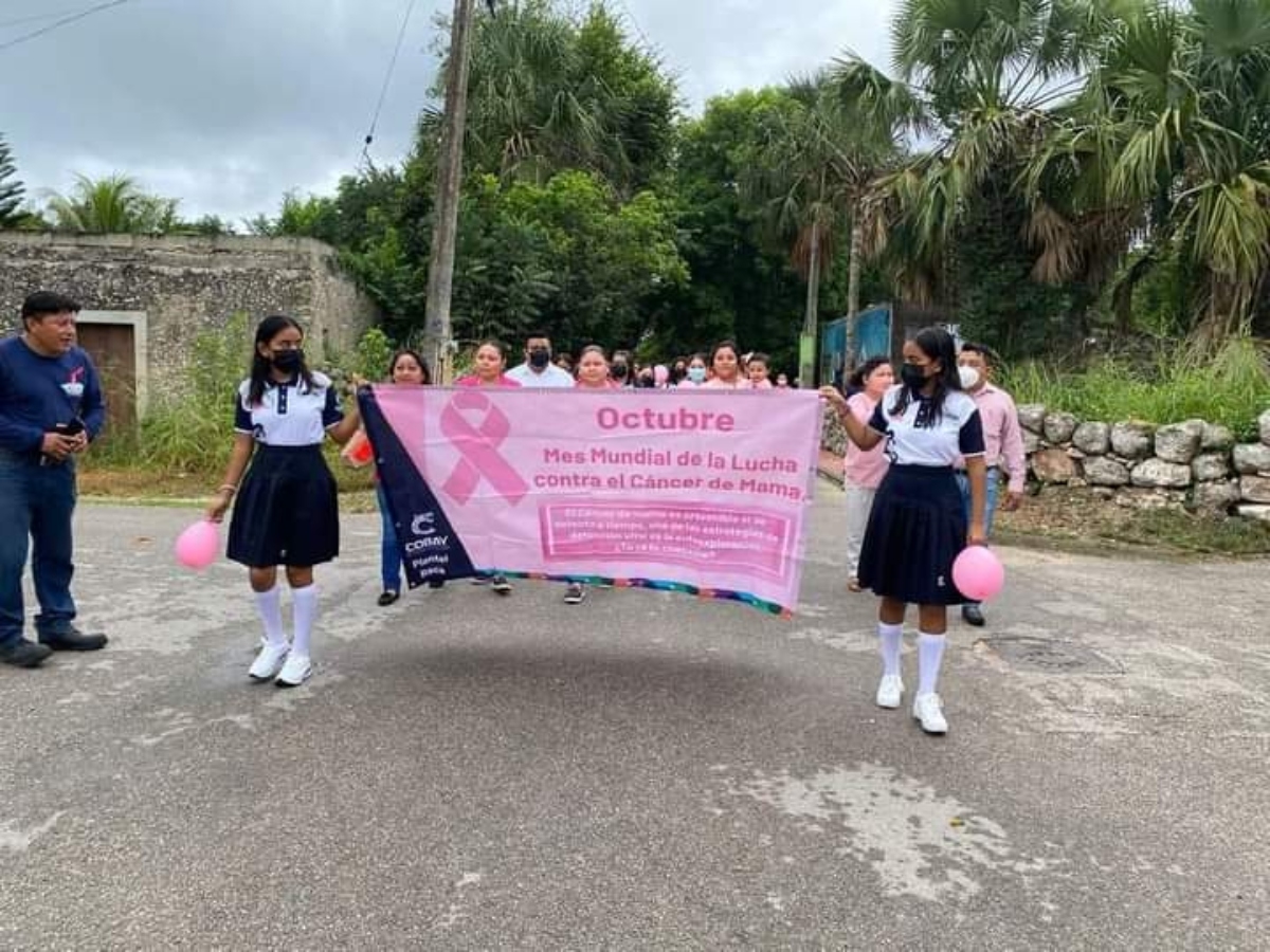 Alumnos de Baca conmemoraron el Día Mundial de la Lucha contra el cáncer de mama