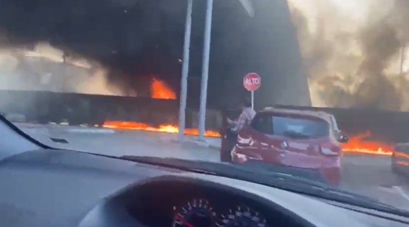 Una pipa explota tras intentar ganarle el paso al tren en la ciudad de Aguascalientes Una pipa explota tras intentar ganarle el paso al tren en la ciudad de Aguascalientes