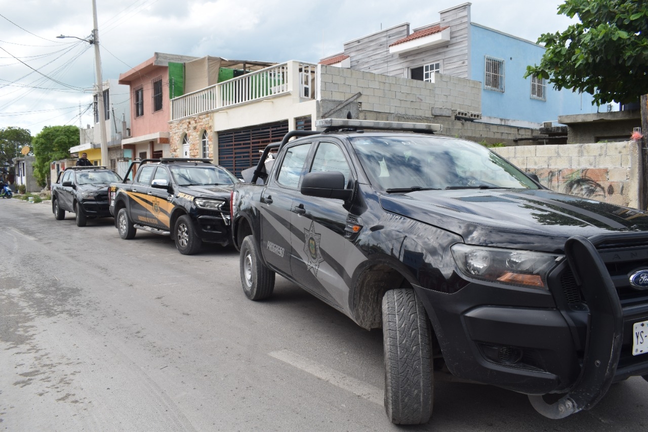 El hombre intentó escapar; sin embargo, fue detenido por la policía estatal