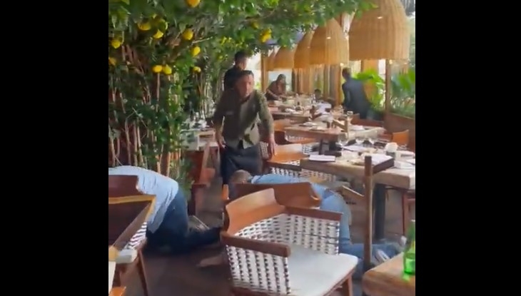 Una balacera en restaurante de Guadalajara deja tres muertos
