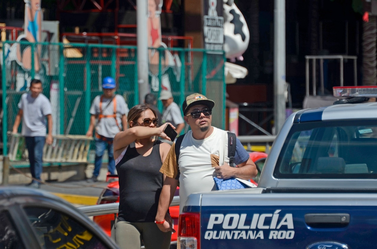 La imagen de Cancún se ve afectada por el colapso en el sistema de drenaje en la Zona Hotelera La imagen de Cancún se ve afectada por el colapso en el sistema de drenaje en la Zona Hotelera