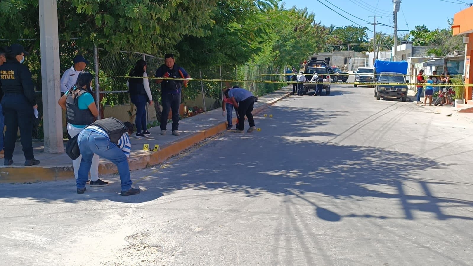 Al lugar llegaron elementos de la FGE Campeche para realizar las primeras pesquisas Al lugar llegaron elementos de la FGE Campeche para realizar las primeras pesquisas