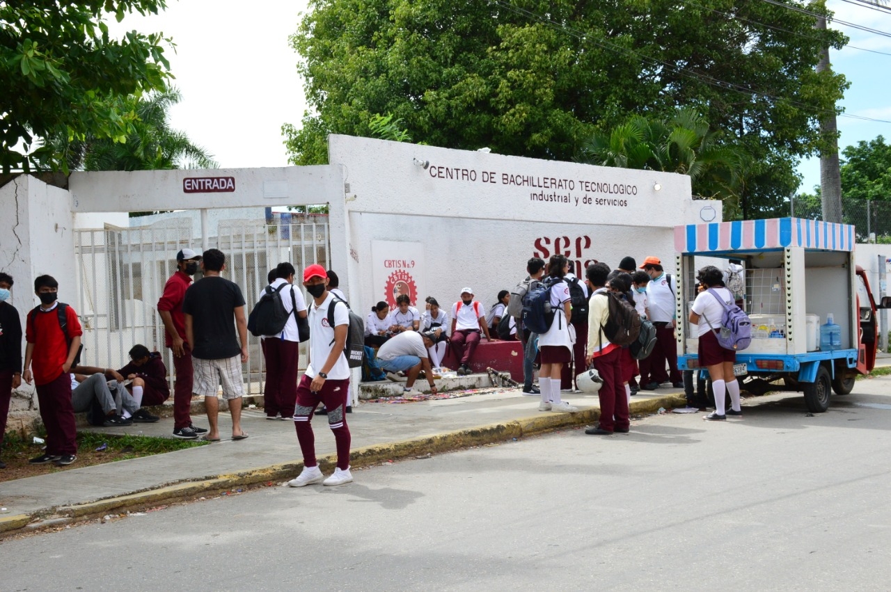 El dos de noviembre se suspenden las clases
