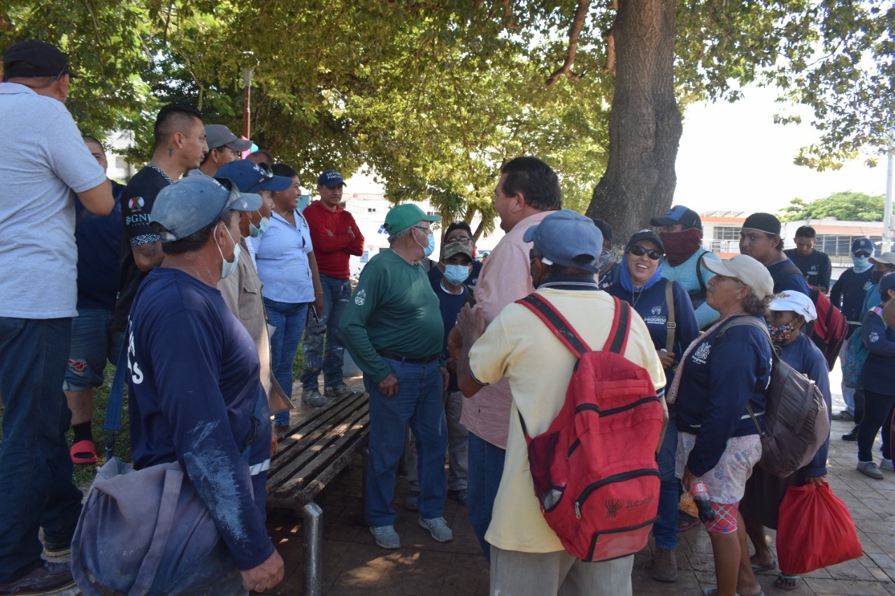 Sindicalizados del Ayuntamiento de Progreso protestan por incumplimiento con el aumento salarial