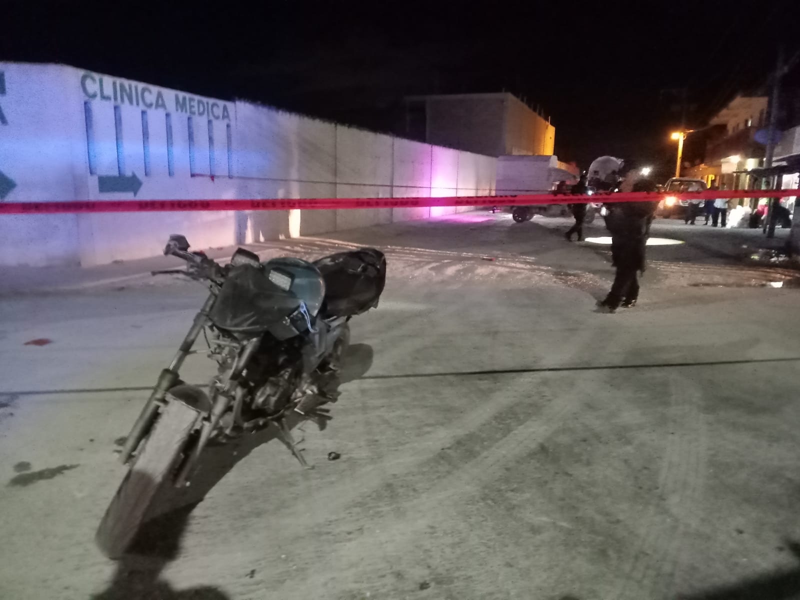 Balean a un motociclista menor de edad durante persecución en Cancún Balean a un motociclista menor de edad durante persecución en Cancún