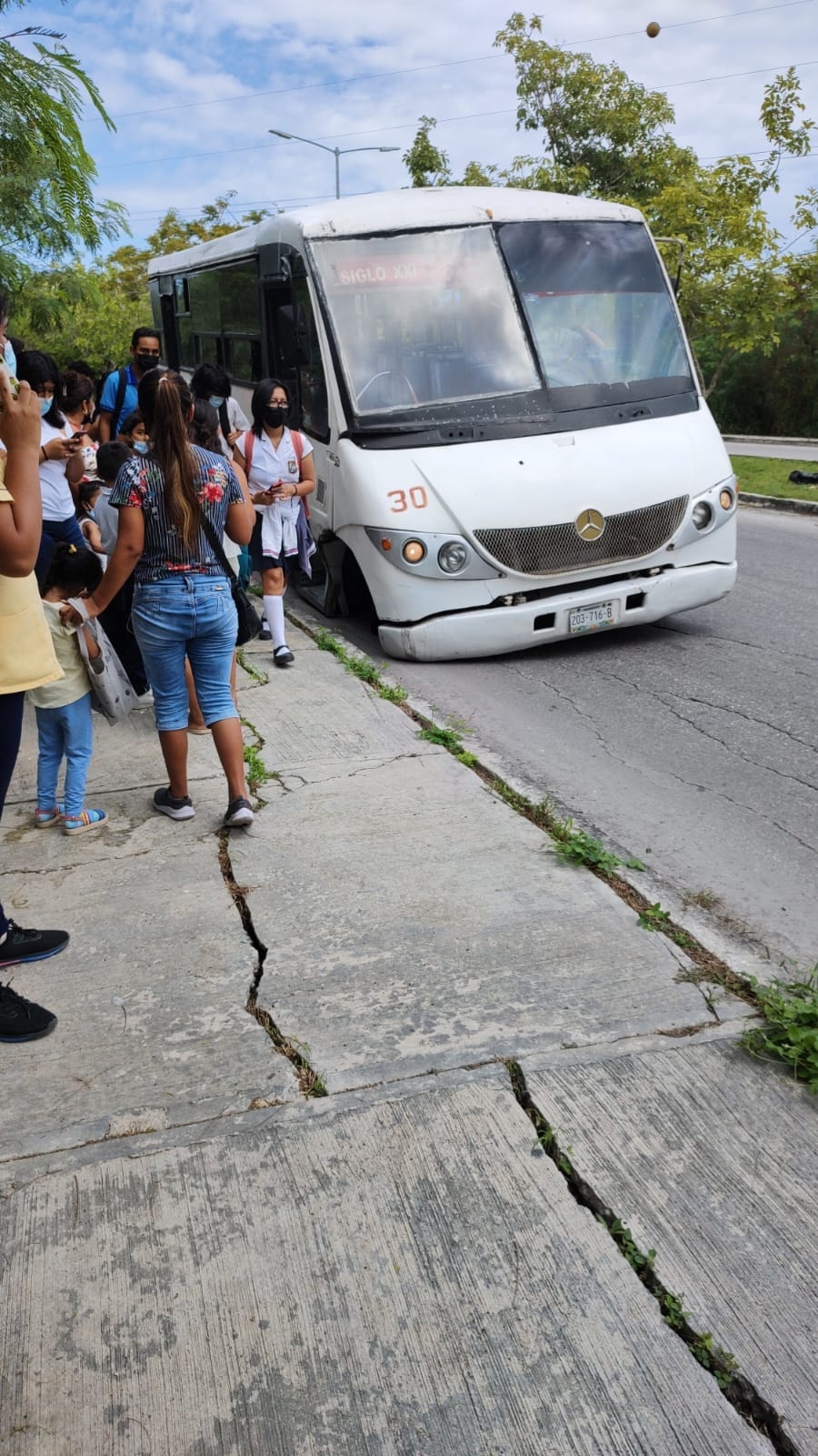 Ninguno de los pasajeros resultó herido
