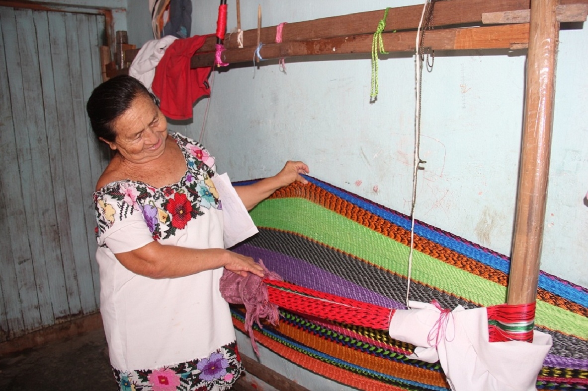 Se capacitará en urdido de hamacas, elaboración de piñatas y bordado textil, de manera gratuita Se capacitará en urdido de hamacas, elaboración de piñatas y bordado textil, de manera gratuita