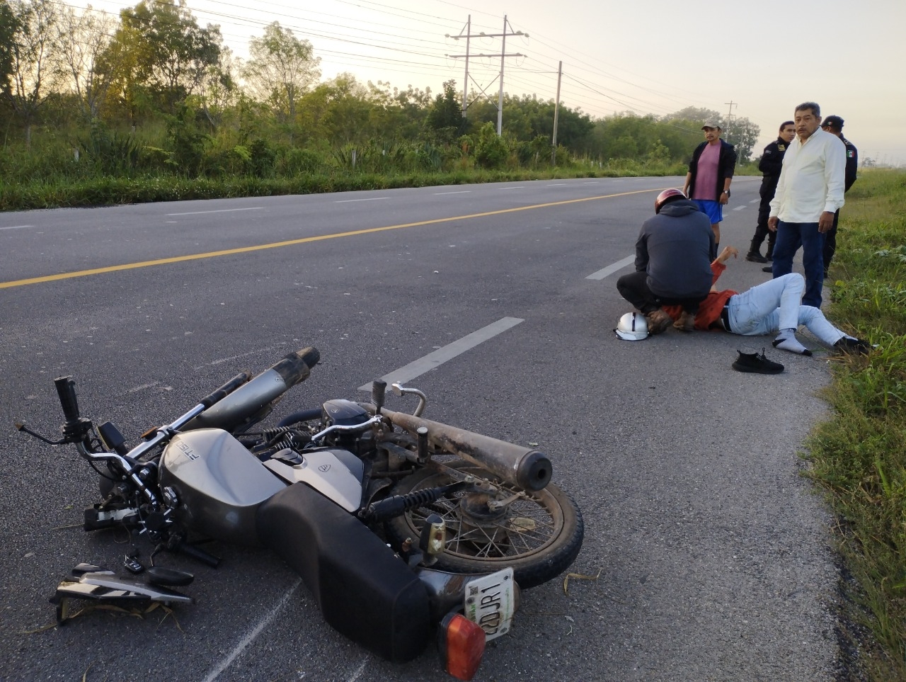 El hombre fue atendido por paramédicos de la Cruz Roja