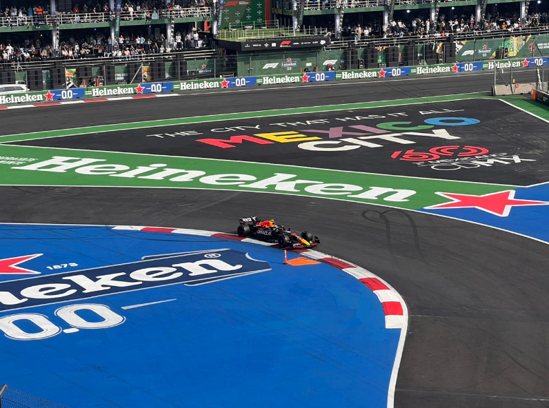 Sergio Pérez quedó relegado y largará en el cajón número 4 del Autódromo Hermanos Rodríguez,
