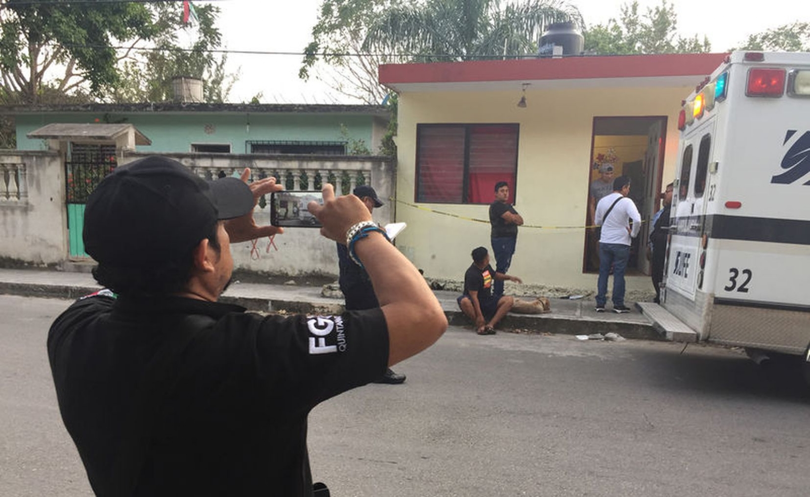 Los paramédicos de la Policía Municipal atendieron a una persona Los paramédicos de la Policía Municipal atendieron a una persona