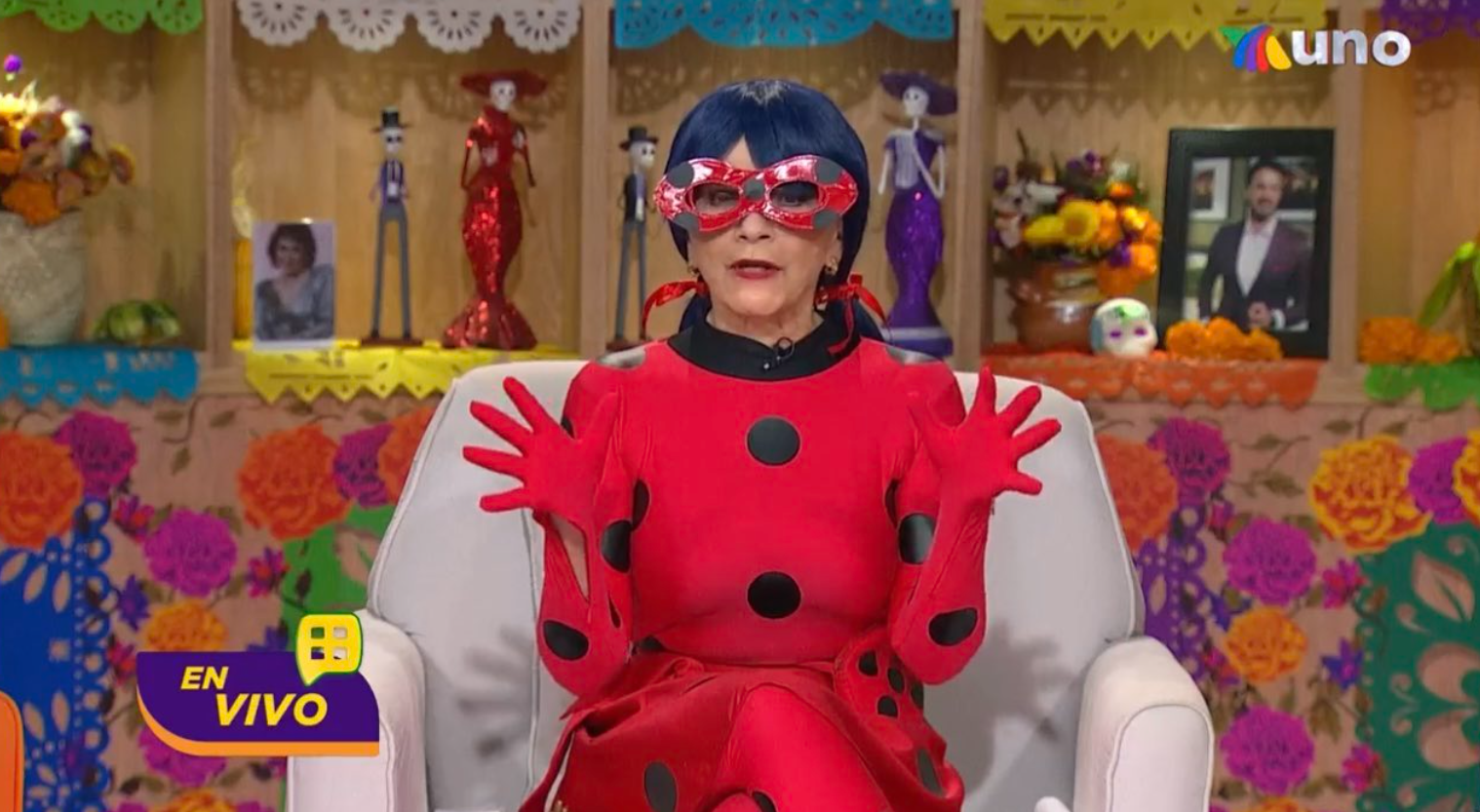 Pati Chapoy aparece disfrazada de LadyBug por el Día de Halloween