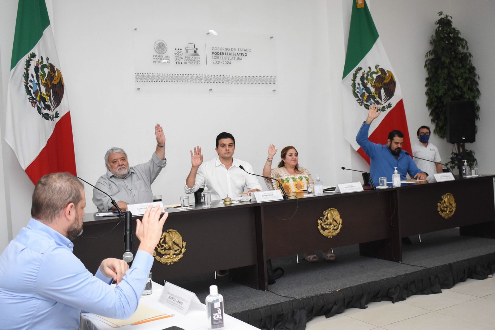 La discusión se dará el próximo viernes siete de octubre, a las 12:00 horas