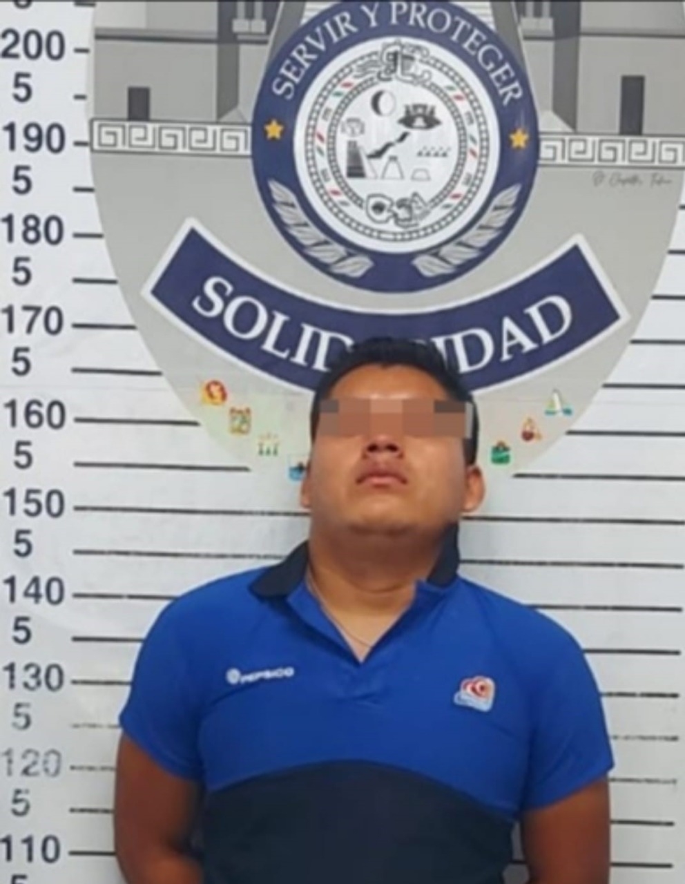 El hombre fue detenido y llevado a la Fiscalía General del Estado El hombre fue detenido y llevado a la Fiscalía General del Estado