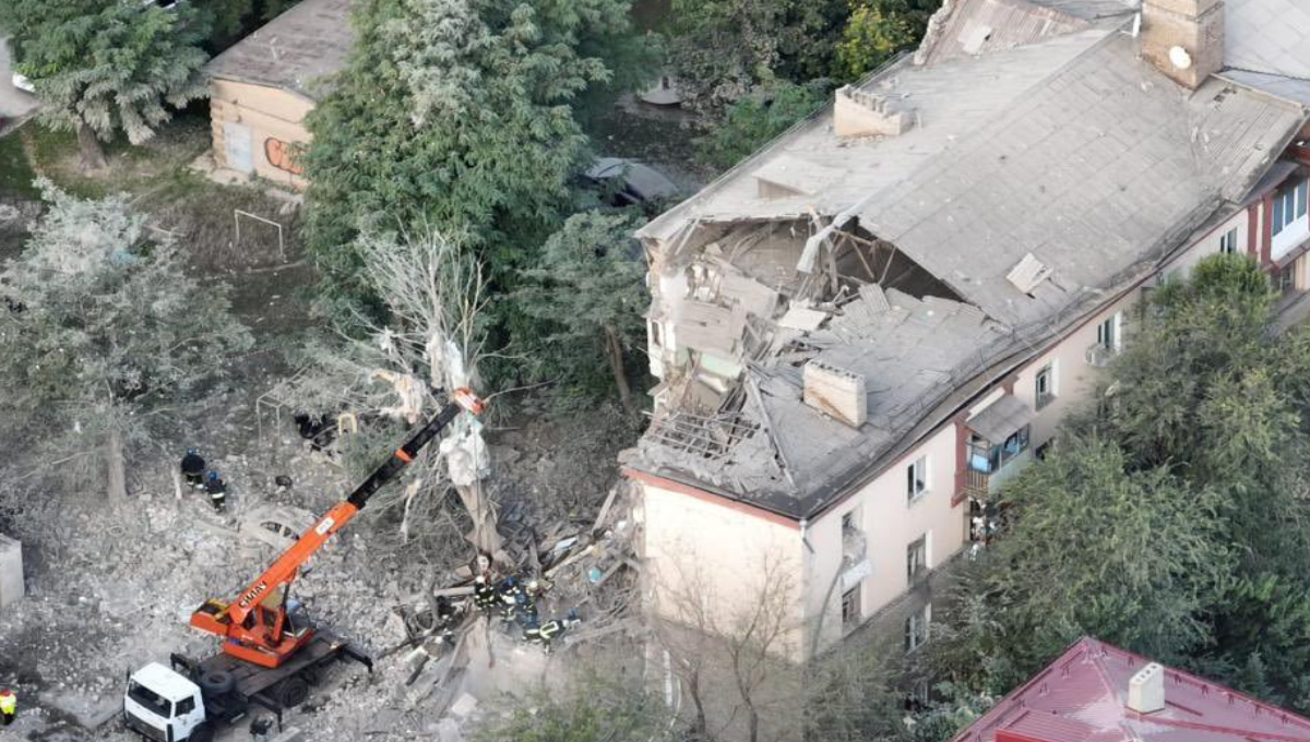 Se elevan a siete los muertos en el ataque con misiles rusos en Zaporiyia Se elevan a siete los muertos en el ataque con misiles rusos en Zaporiyia