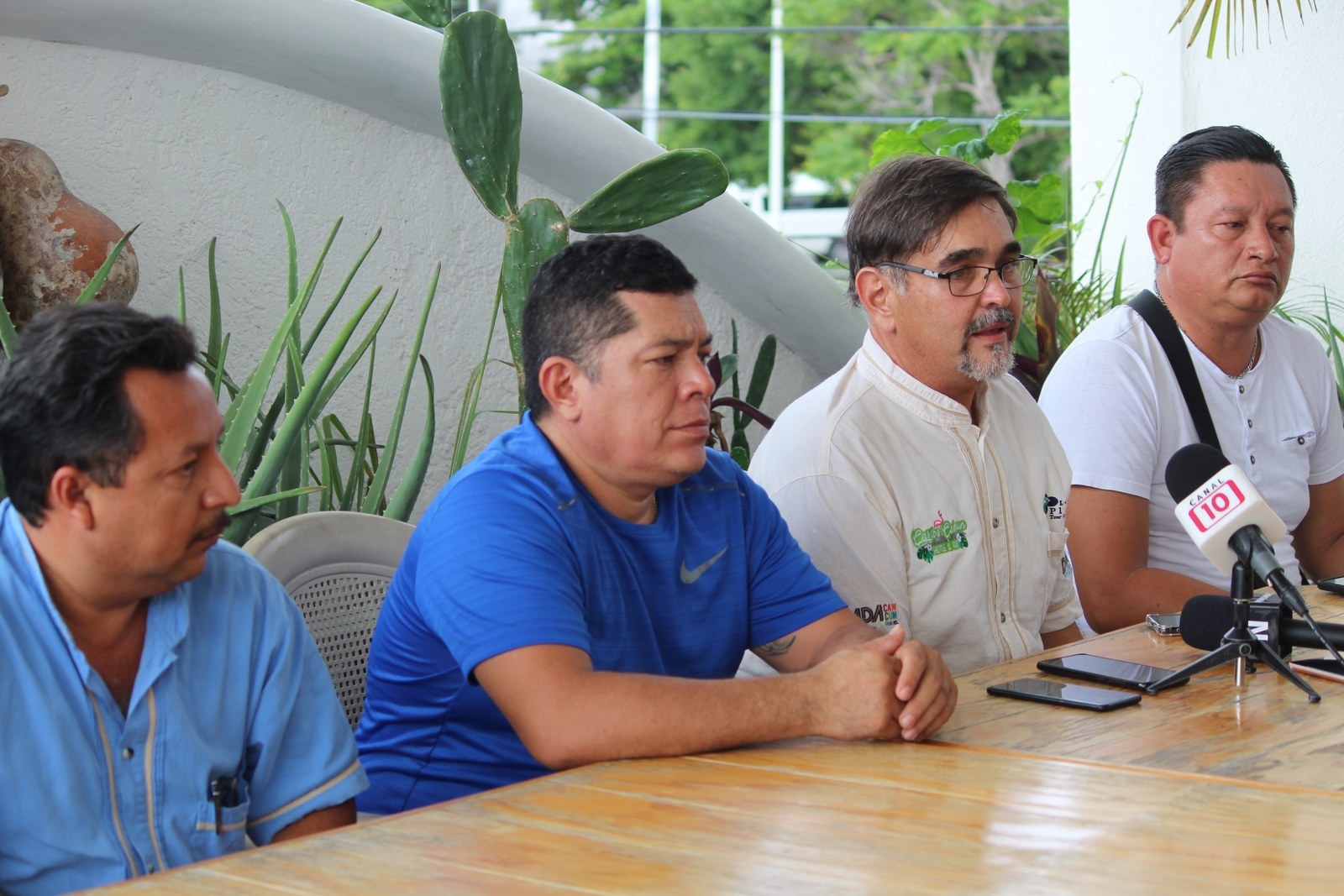 Los afectados brindaron una conferencia de prensa