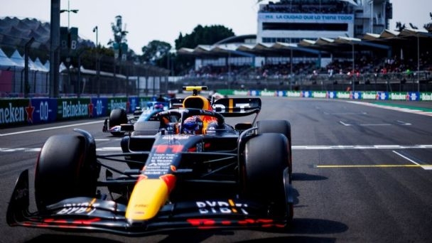 El piloto mexicano buscará llegar a lo más alto en el Autódromo José Carlos Pace El piloto mexicano buscará llegar a lo más alto en el Autódromo José Carlos Pace